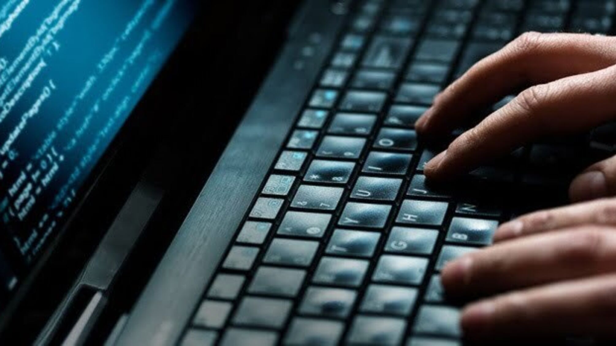 Как защитить гаджет от взлома: 4 совета от экспертов по кибербезопасности