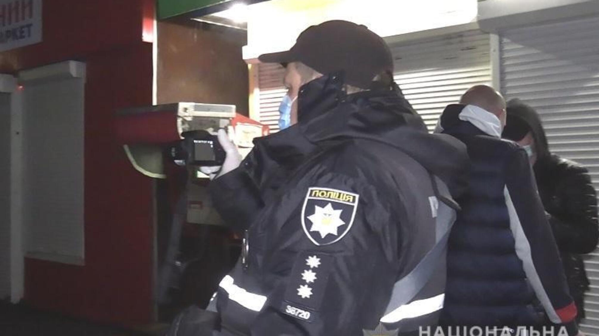 «Столичні правоохоронці протягом двох годин розшукали та затримали в аеропорту «Бориспіль» іноземця за підозрою у вбивстві знайомого», - Андрій Крищенко