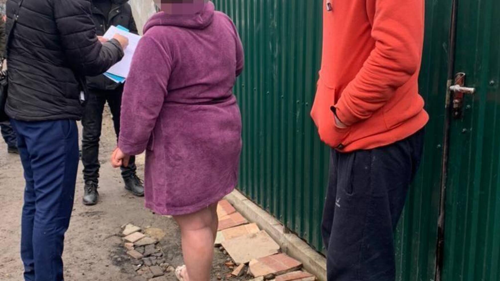 На Одещині правоохоронці викрили 27-річну жінку в інтернет-шахрайстві з продажем одягу