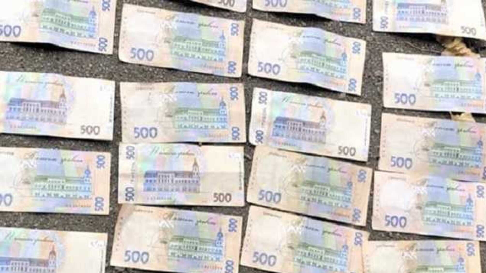 На Донетчине задержан военнослужащий, угрозами вымогавший 3 тыс. долл., - прокуратура