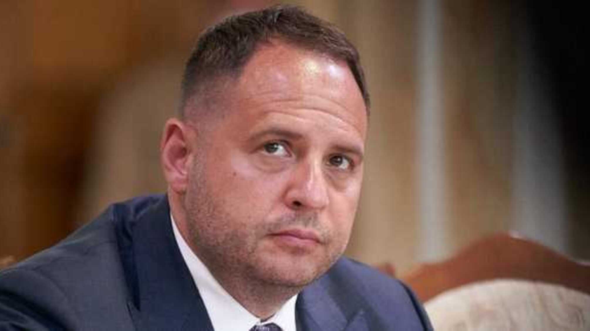 'Отвод российских войск от границы с Украиной - заслуга Зеленского и его команды', - Ермак