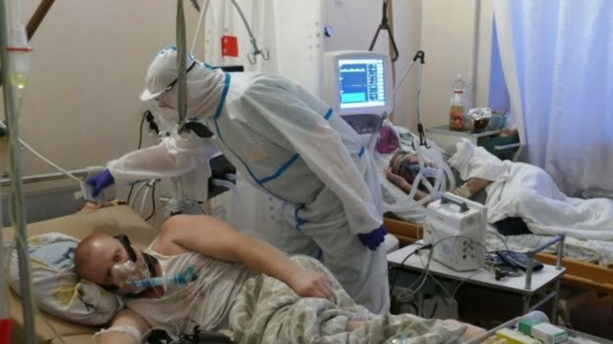 При 25 тисячах COVD-хворих щодня доведеться ввести медичне сортування — лікар