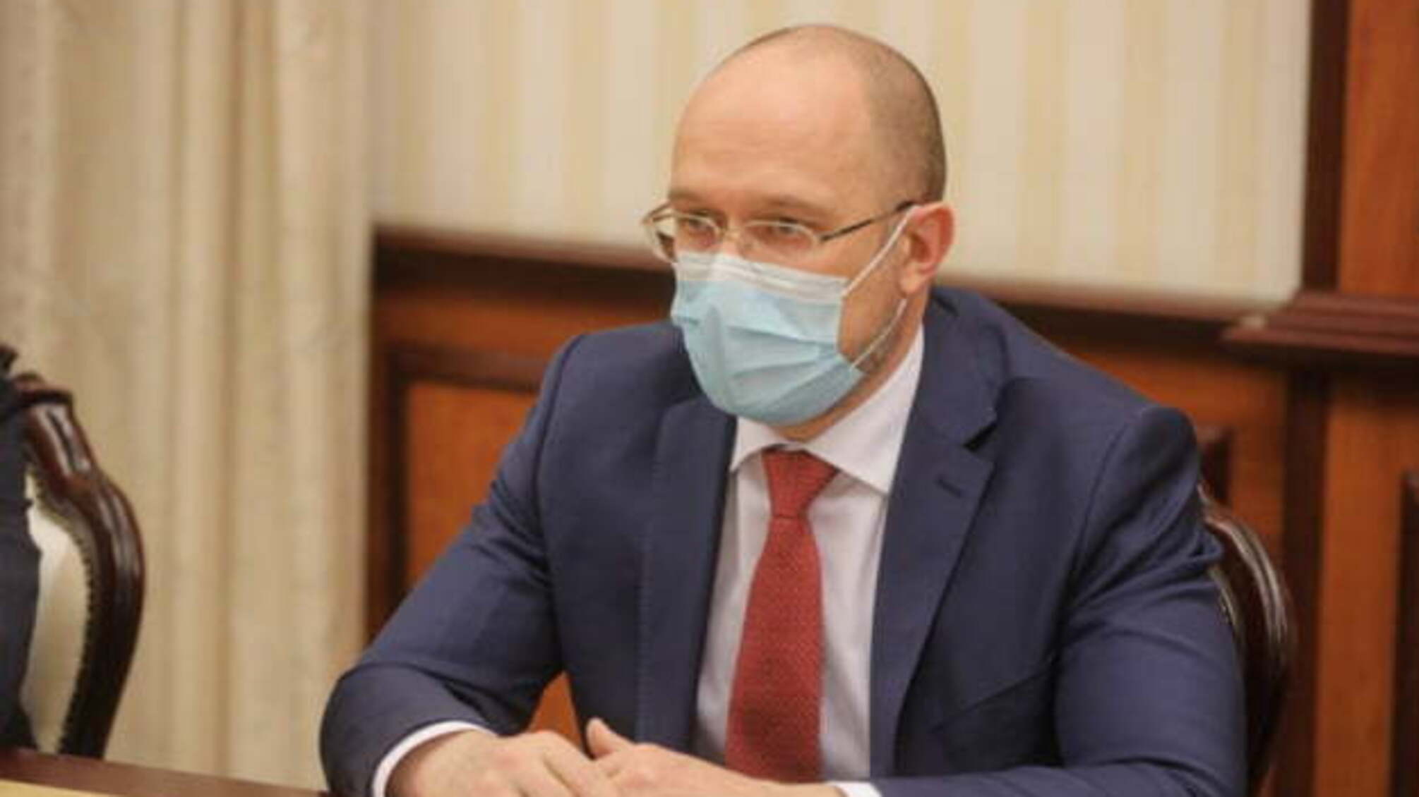 Розробка вакцин: Шмигаль доручив визначитися з фінансуванням для створення сучасної лабораторії