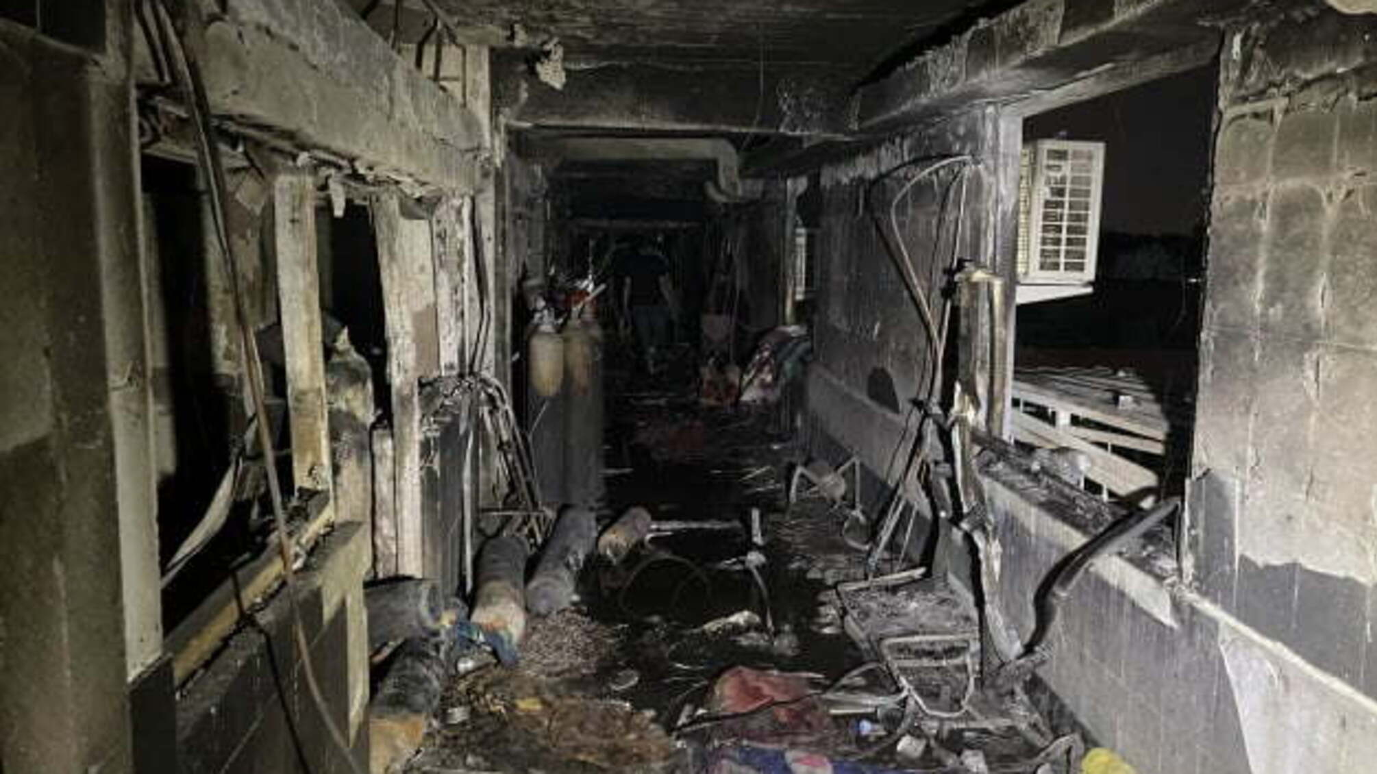 Кількість загиблих під час пожежі у лікарні Багдада сягнула 82
