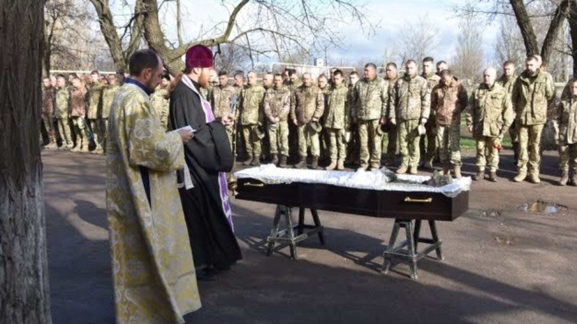На Волині попрощалися з військовим, який загинув внаслідок обстрілу в зоні ООС