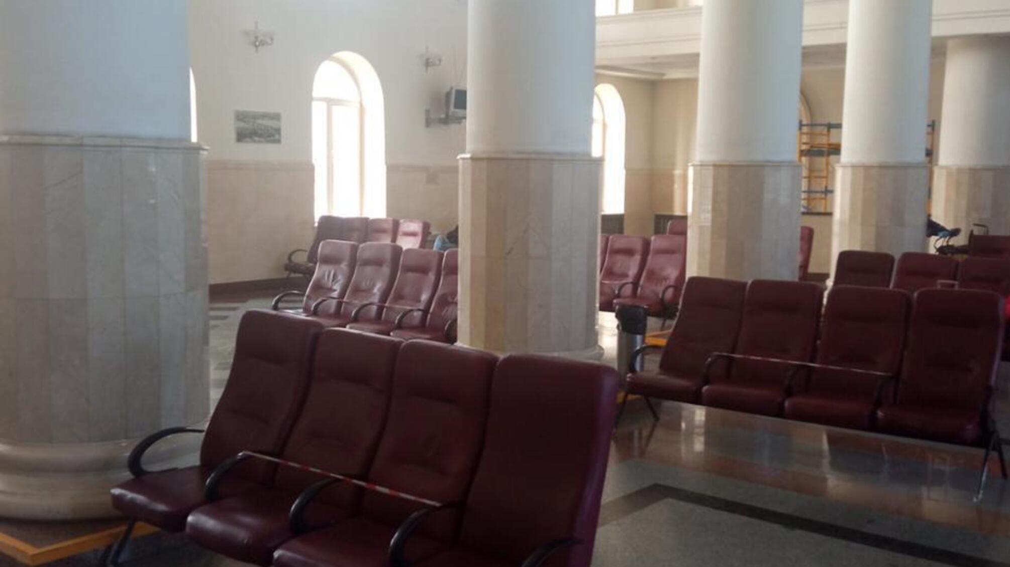 Поліцейські затримали чоловіка, який надав неправдиву інформацію про замінування залізничного вокзалу у Дніпрі