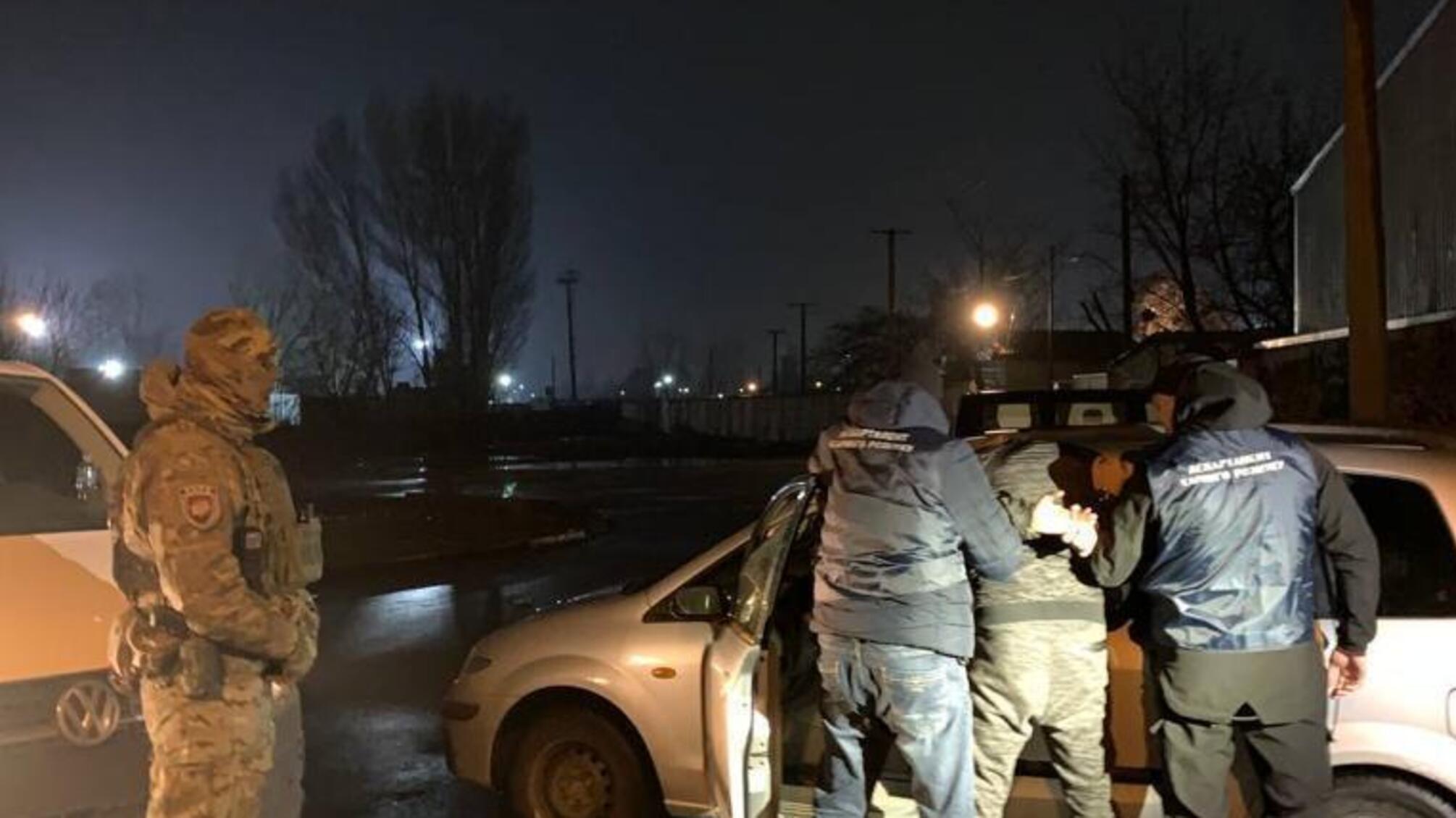 Оперативники карного розшуку Нацполіції встановили замовників та організатора підпалу автомобіля поліцейського
