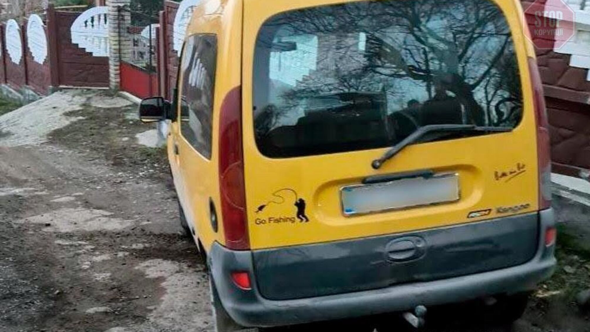 У Чернівцях будуть судити водія, який збив двох підлітків (фото)