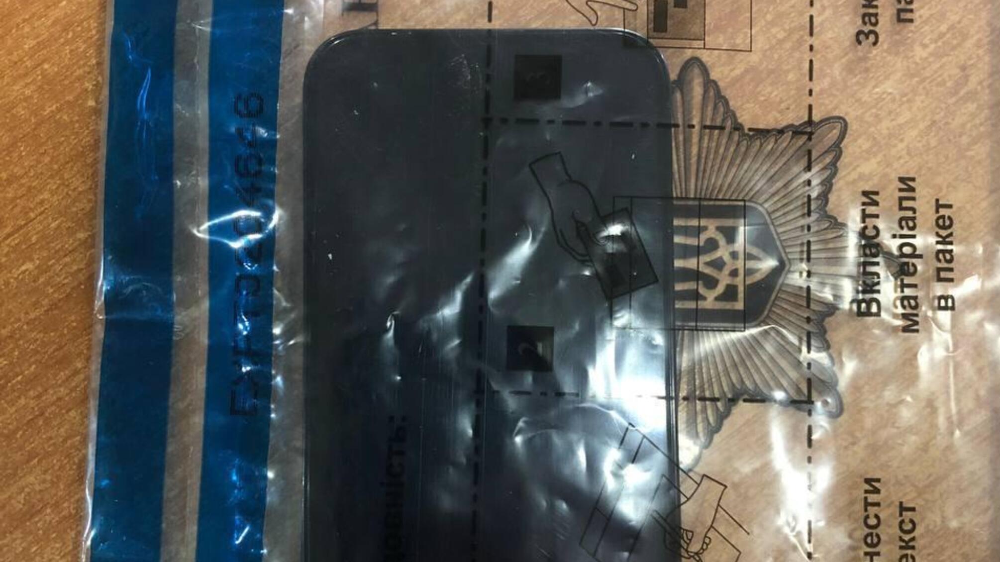 В Одесі заарештували двох молодиків за розбійний напад на перехожого