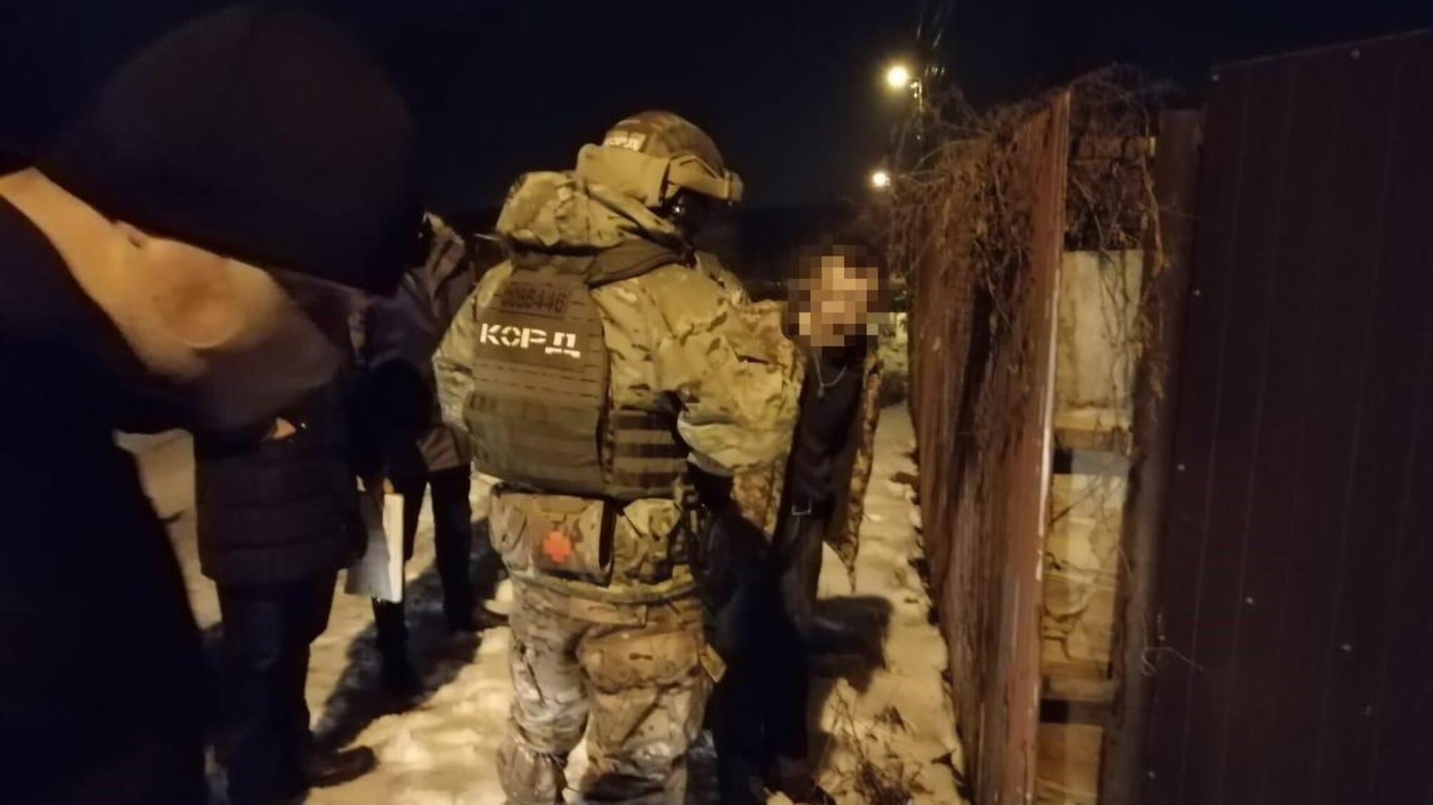 Харківські оперативники викрили групу осіб, причетних до торгівлі зброєю