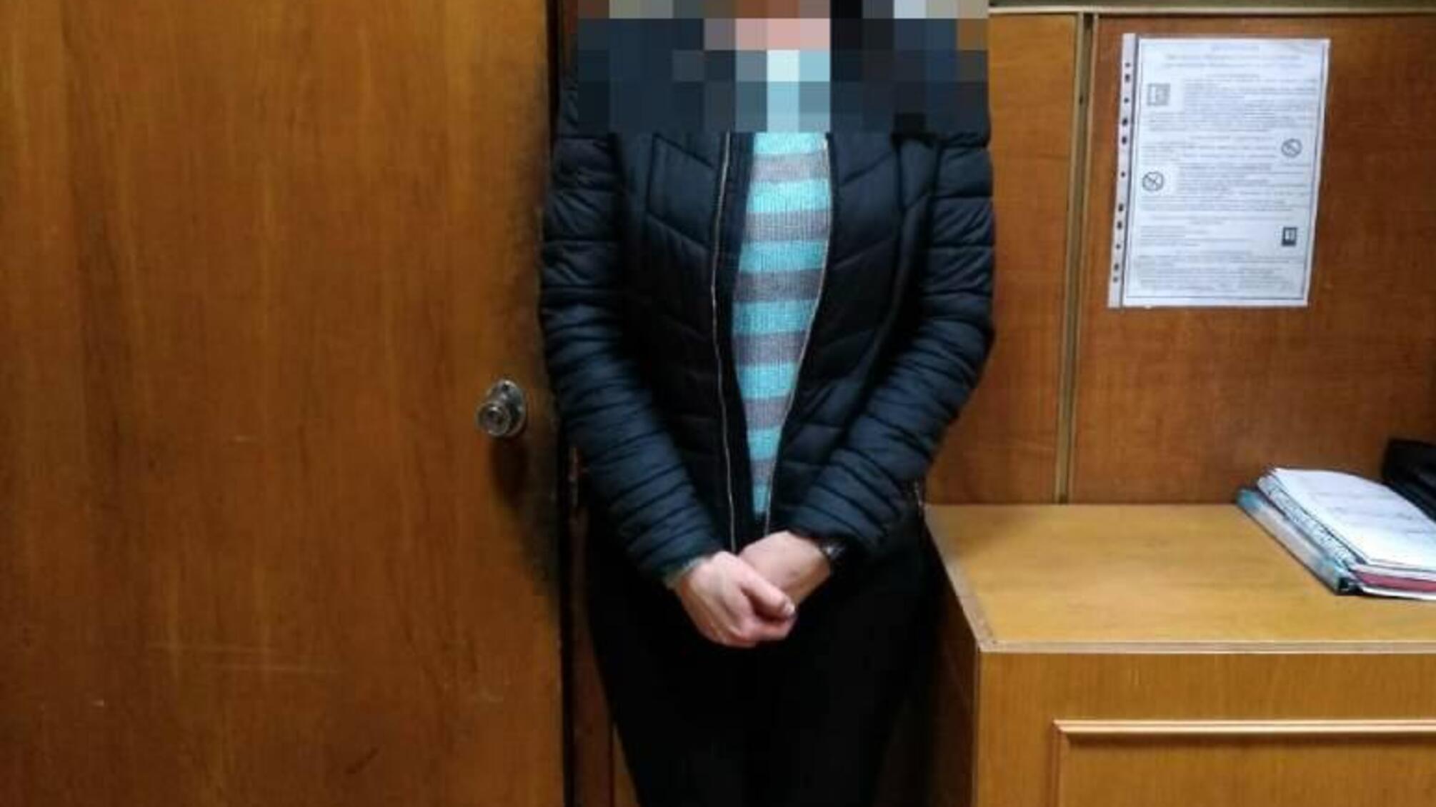 У Печерському районі Києва оперативники затримали жінку, яка викрала 1 200 000 гривень з офісу приватної фірми