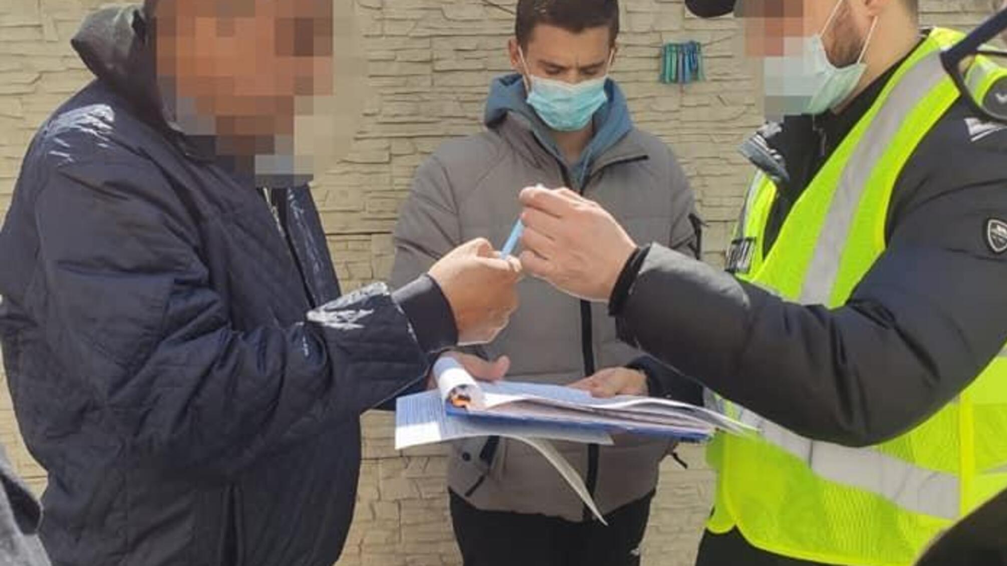 Андрій Крищенко : 'Поліцейські звільнили киянина, якого три роки утримували в полоні» У такий спосіб зловмисники хотіли привласнити його квартиру