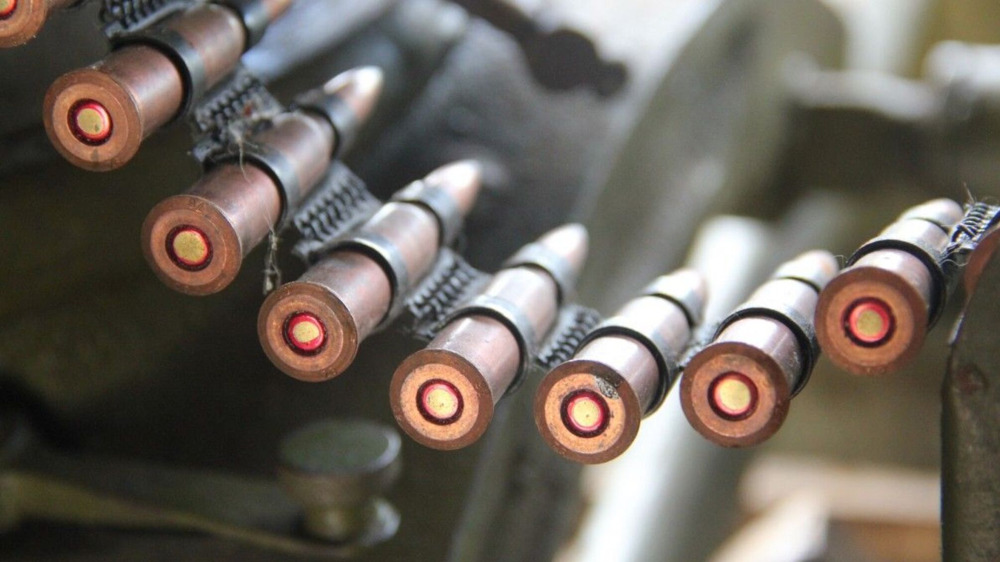 14 обстрелов и трое раненых за день: боевики снова открывали огонь на Донбассе