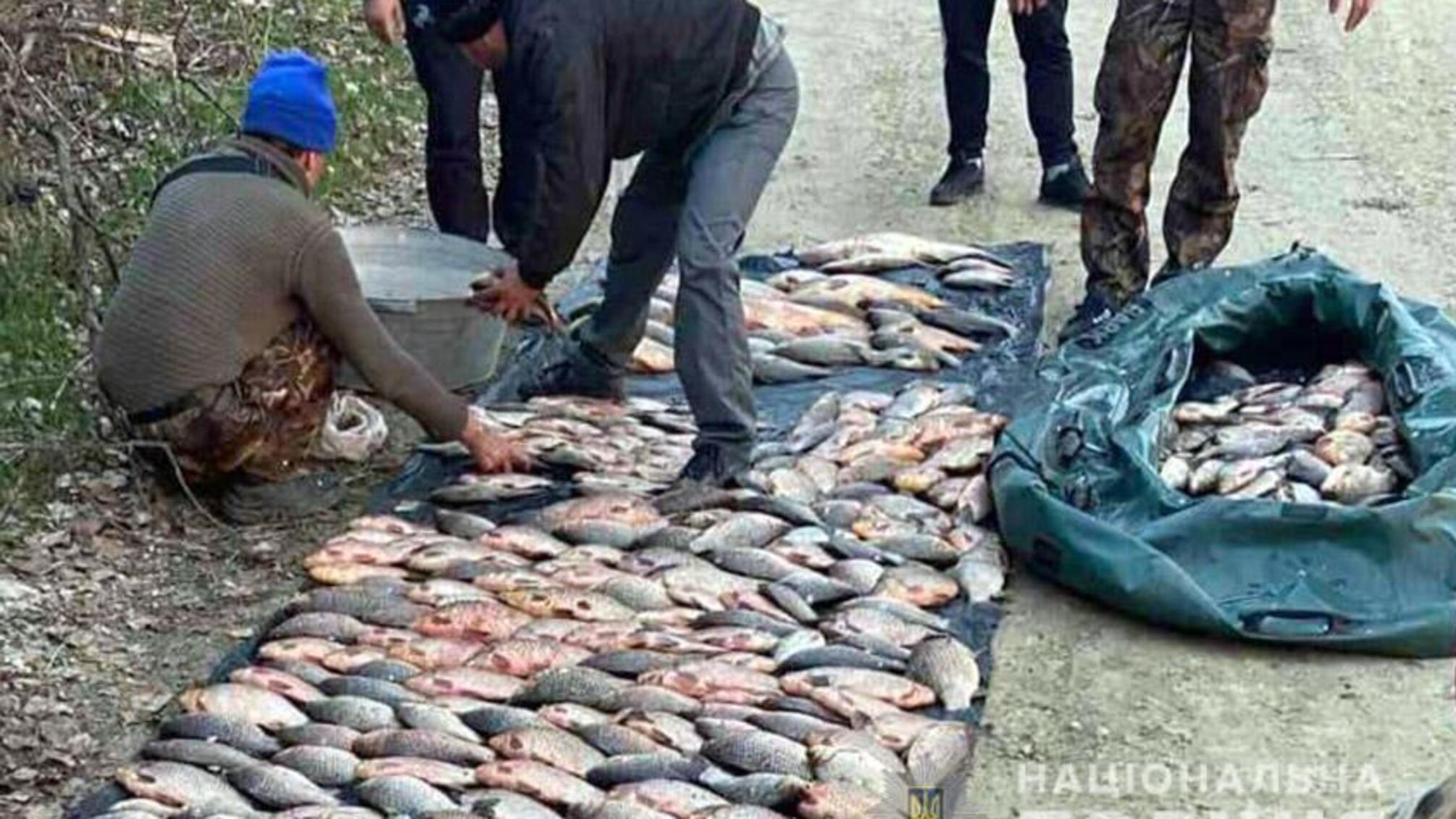 На Хмельниччині поліцейські затримали браконьєра із сусідньої області, у якого вилучили майже 250 кг риби