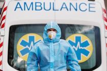 За сутки в Киеве зарегистрировано почти 1300 новых случаев коронавируса
