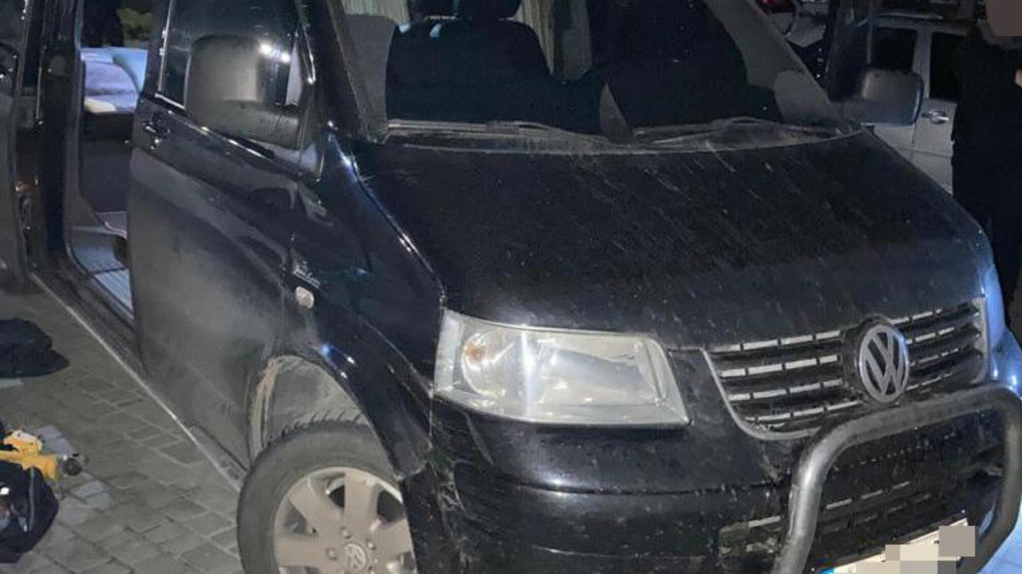 Поліцейські Волині затримали злочинну групу, яка вчинила крадіжку на майже 5 мільйонів