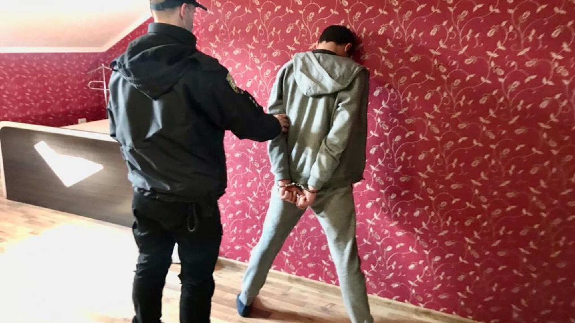 Поліцейські Закарпаття розкрили розбійний напад на підприємство у Мукачеві