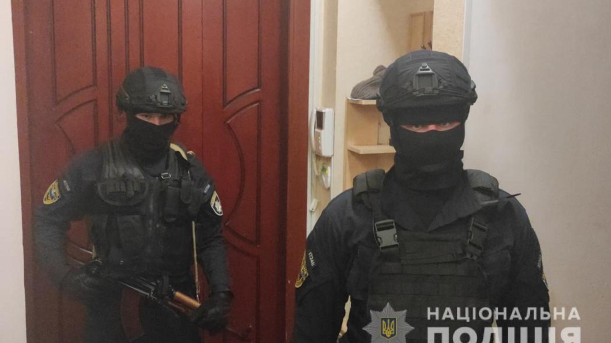 В Одесі правоохоронці притягують до відповідальності за сутенерство трьох жінок