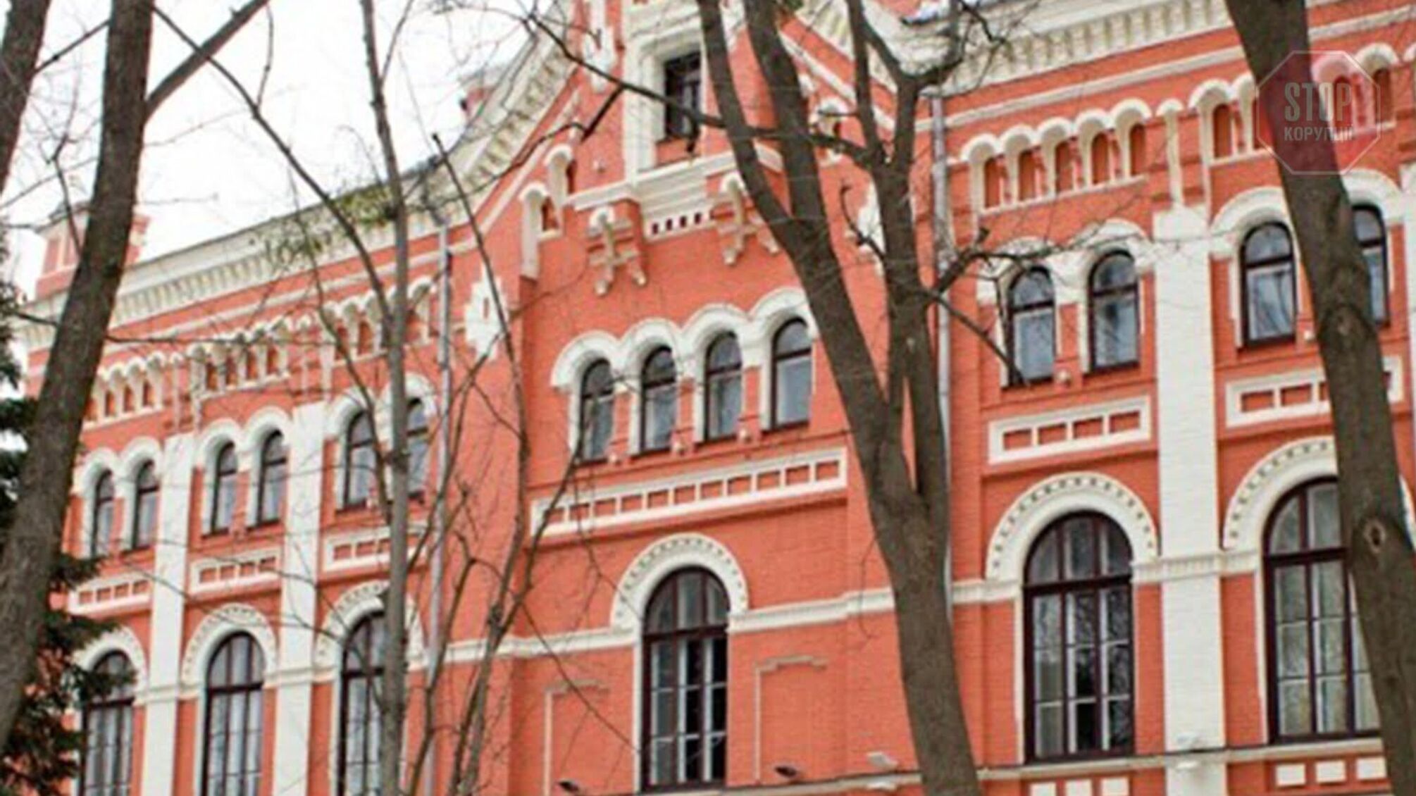 Вибори для обраних: активісти розповіли, як вибирають ректора НАОМА у столиці