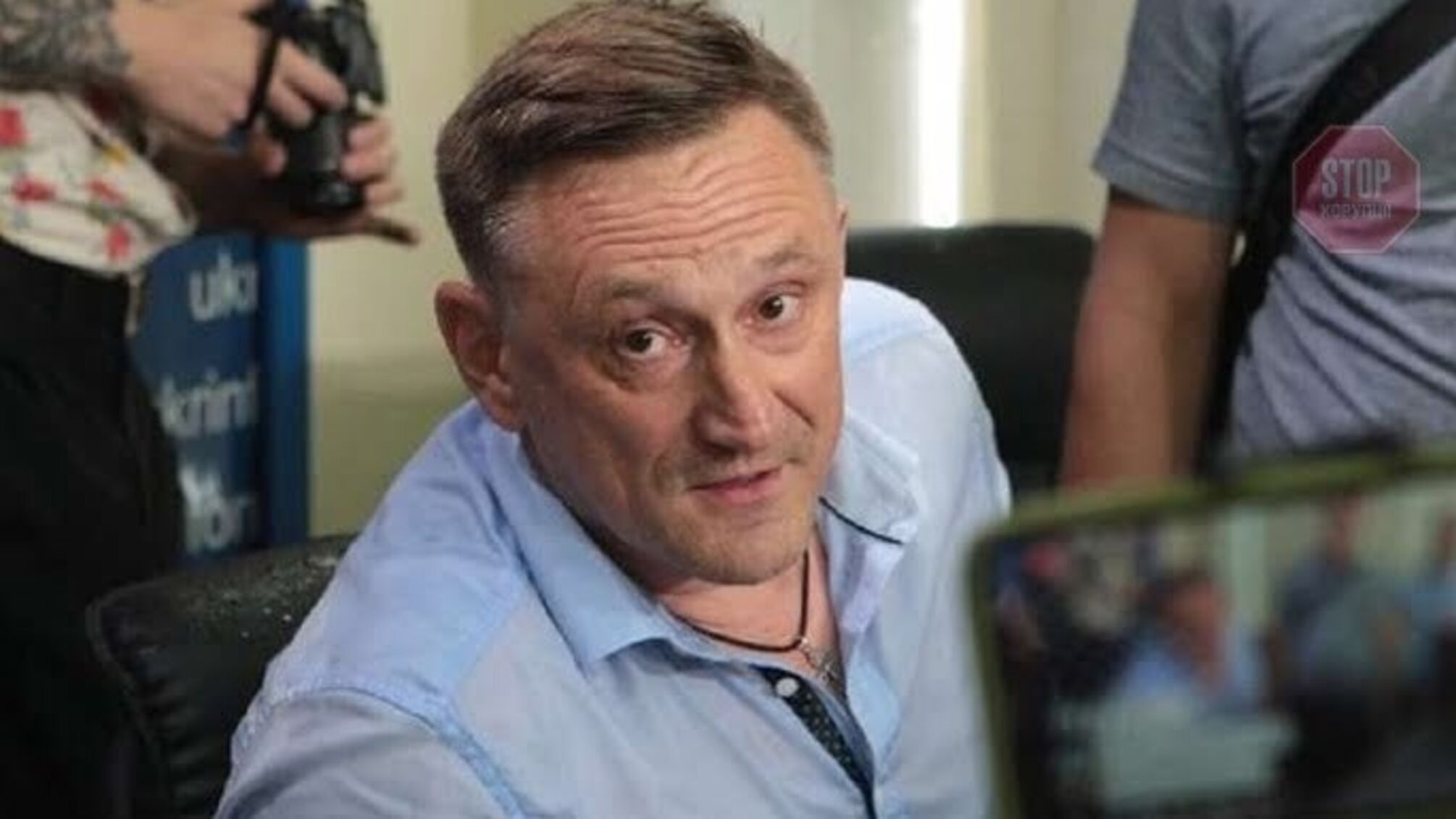 Силовики не знайшли доказів наявності російського паспорта у Аксьонова