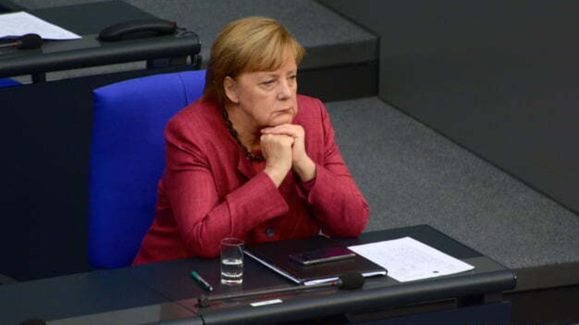 Меркель закликає негайно звільнити Протасевича