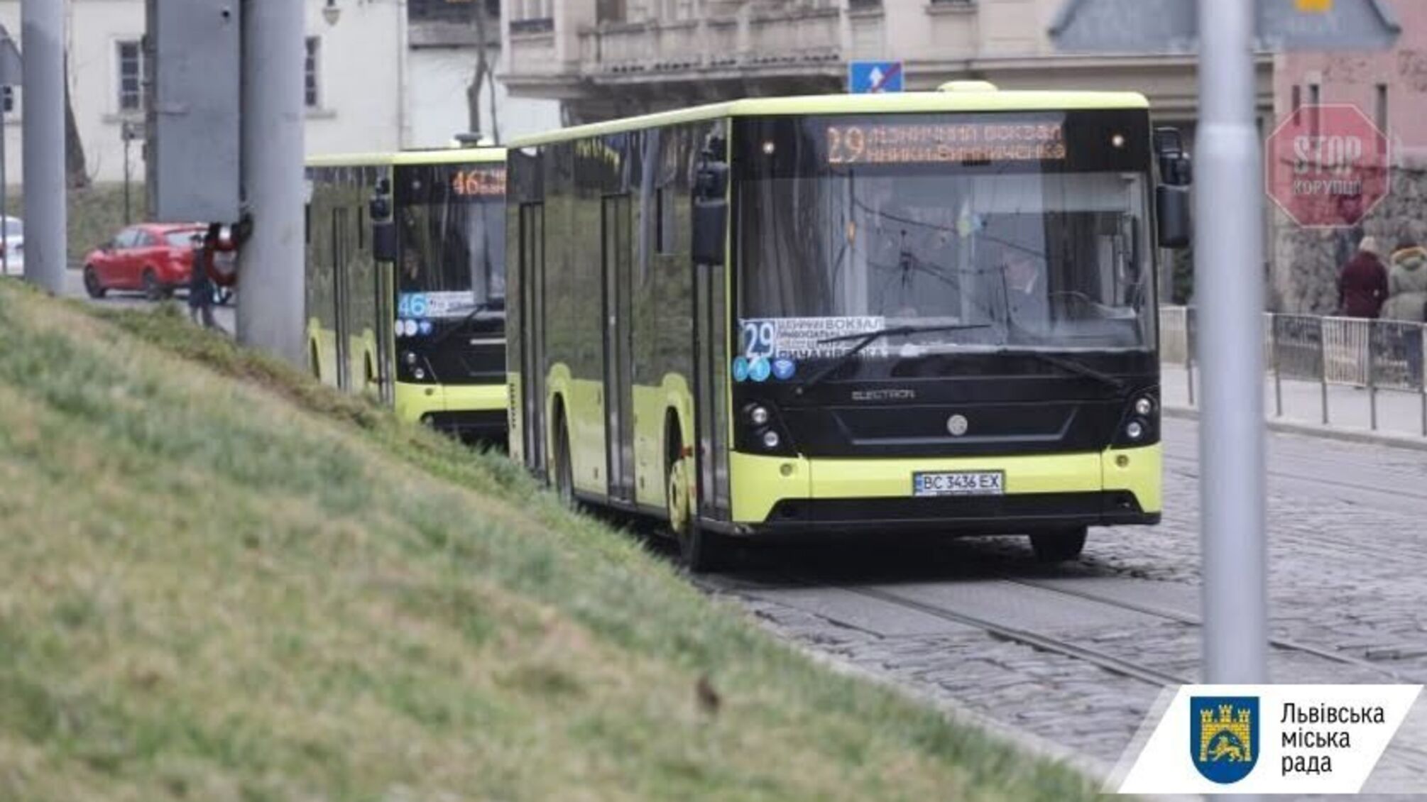 Во Львове проезд в городском транспорте стал дороже чем в столице