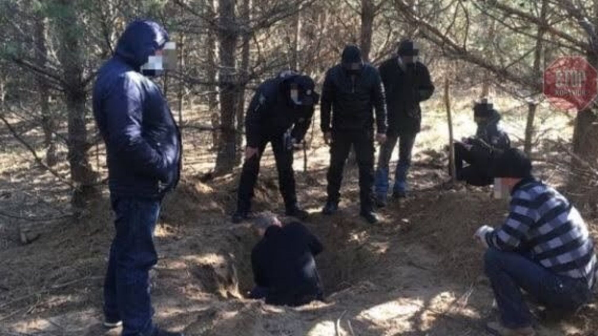 На Сумщине 'черные лесорубы' зарубали топором свидетеля