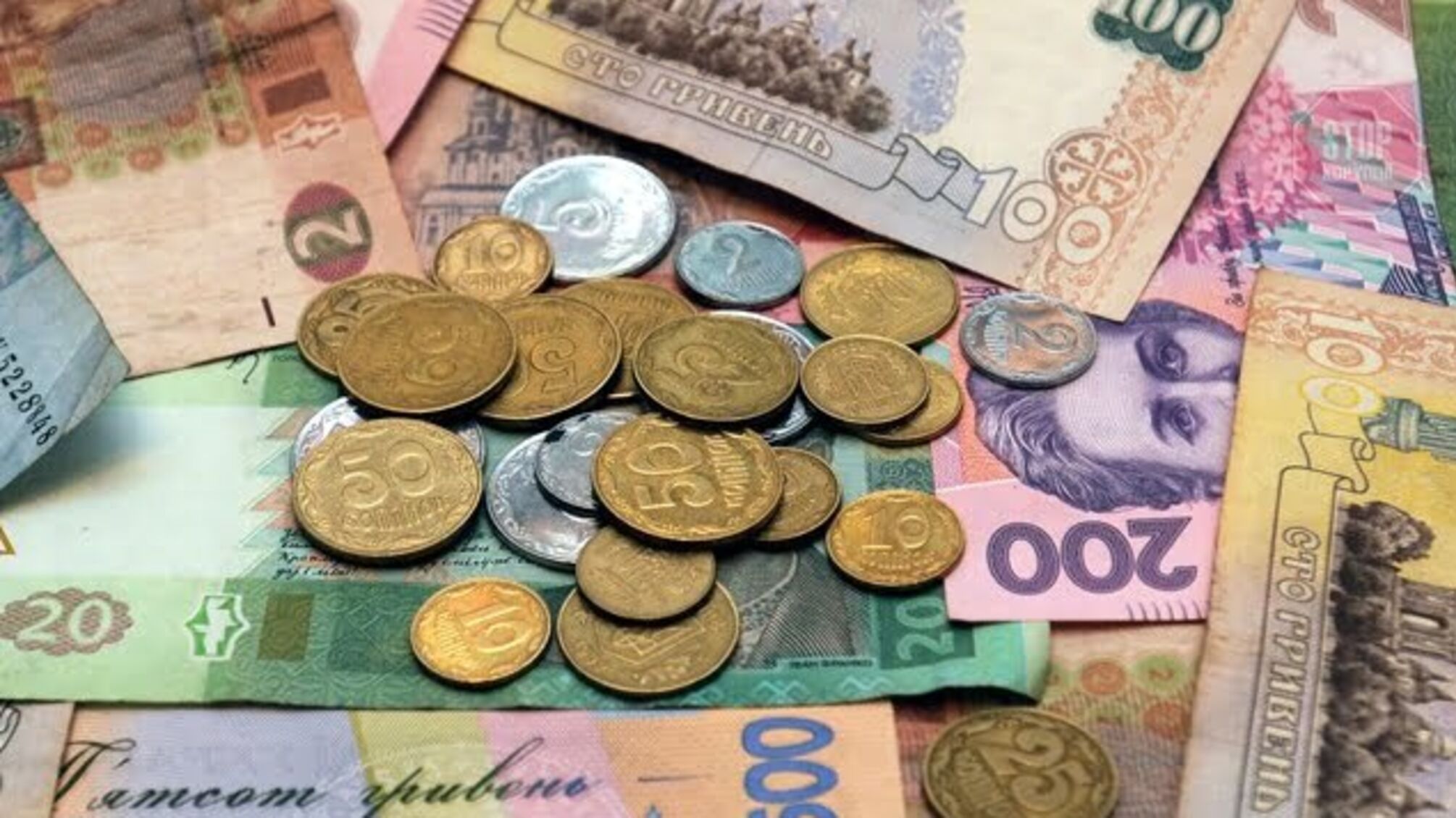 Нацбанк назвав кількість банкнот та монет на кожного українця