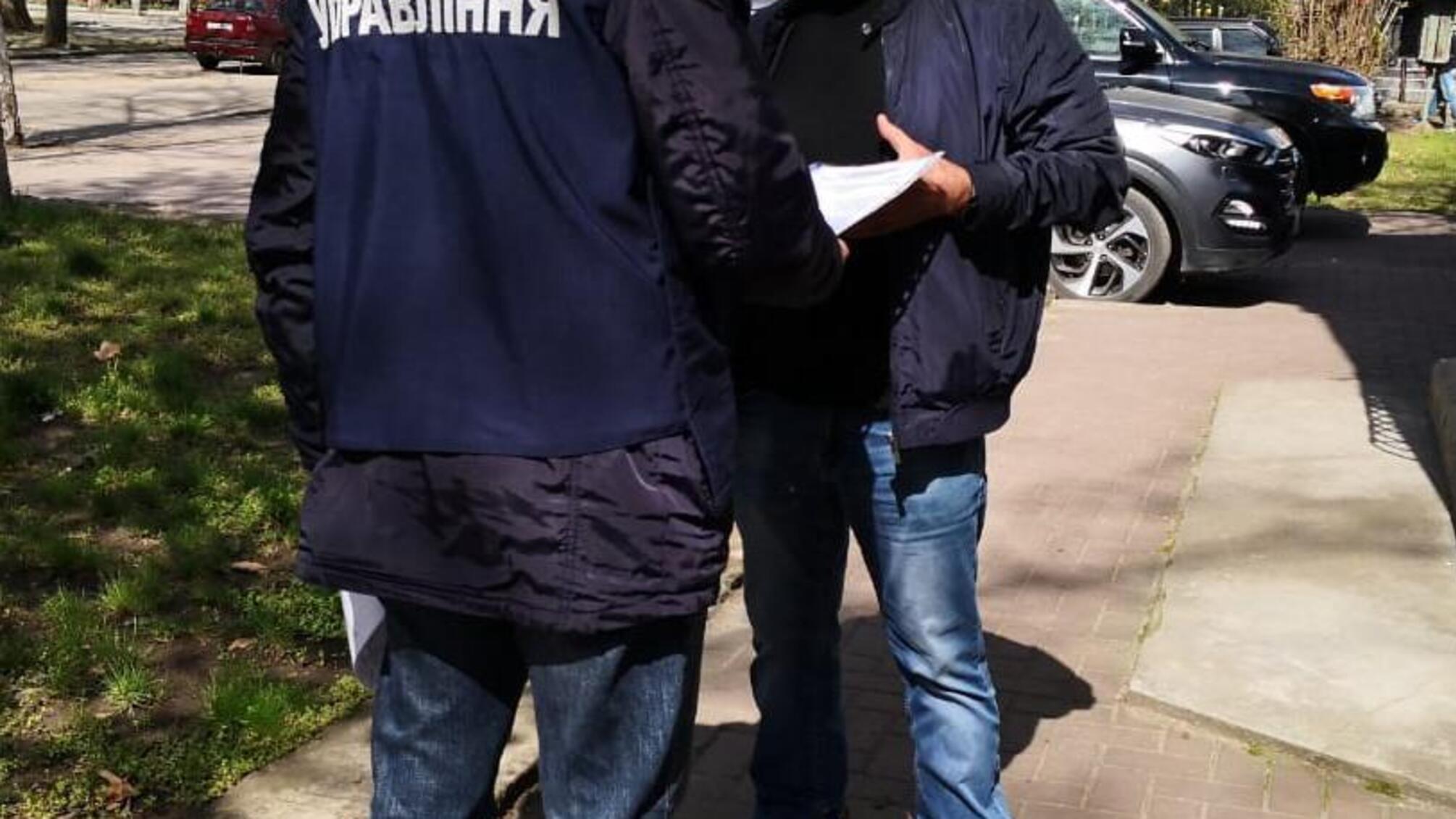 Миколаївські слідчі вручили підозру у незаконному видобутку корисних копалин керівникові підприємства