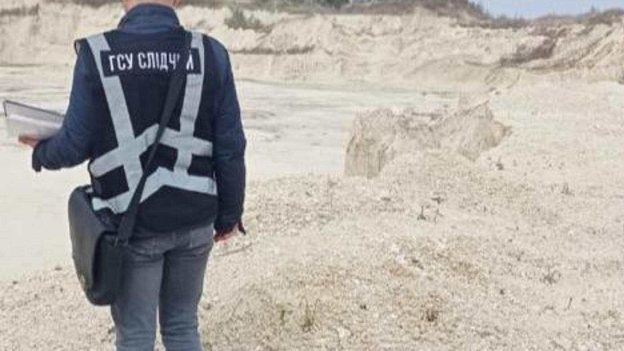 На Хмельниччині слідчі Нацполіції викрили факт незаконного видобування корисних копалин загальнодержавного значення