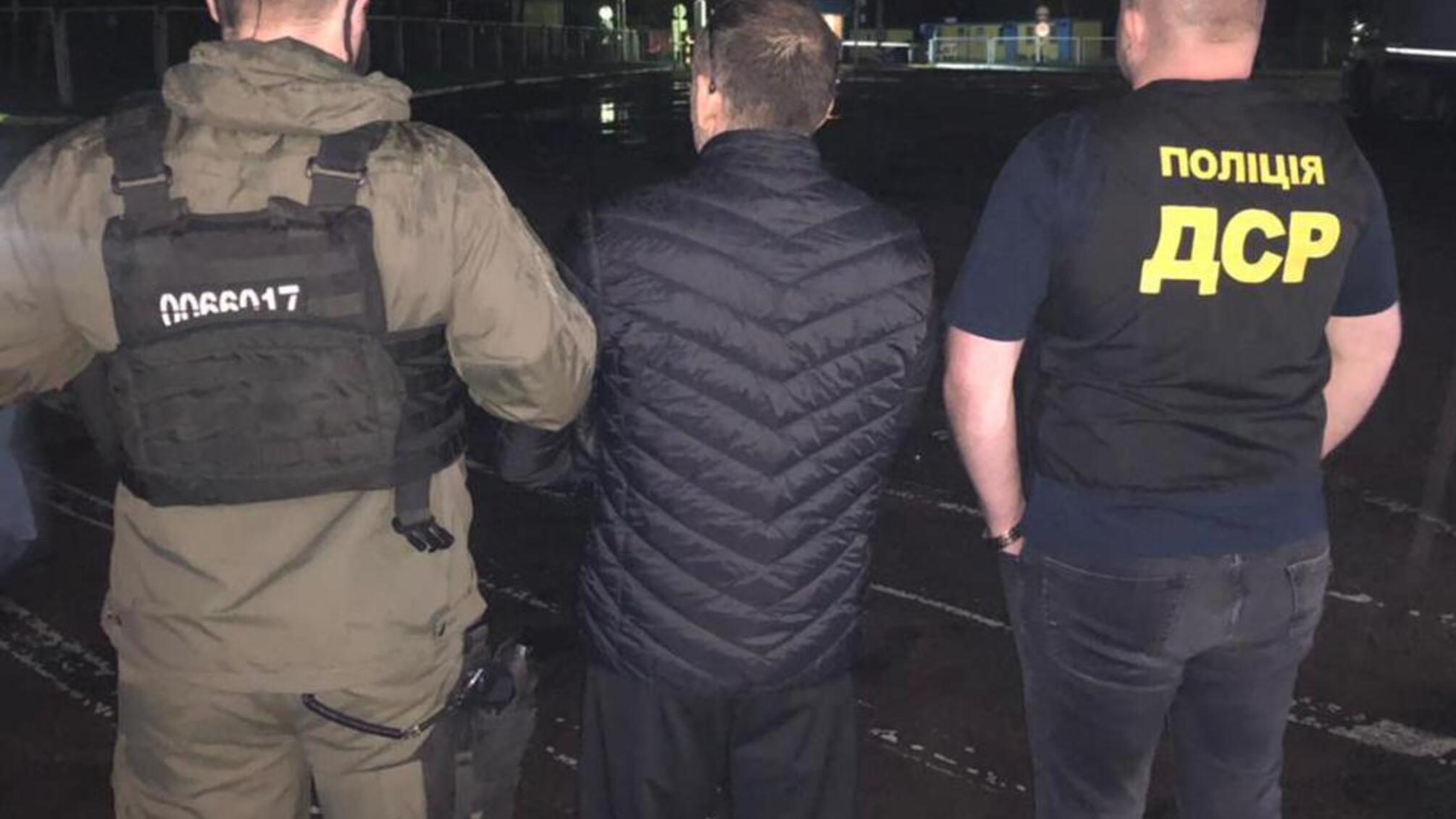 Поліція видворила з України ще одного «кримінального авторитета» з РФ