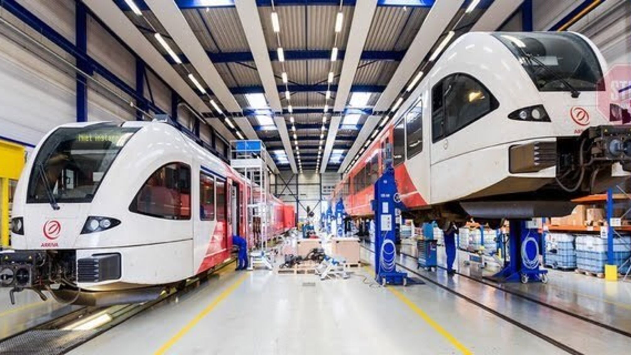 Швейцарська Stadler може почати виробництво поїздів в Україні