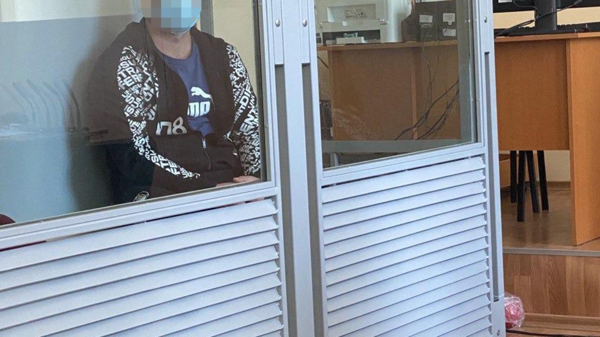 У Харкові суд обрав запобіжний захід двом підозрюваним у вчиненні розбійного нападу на пункт обміну валют