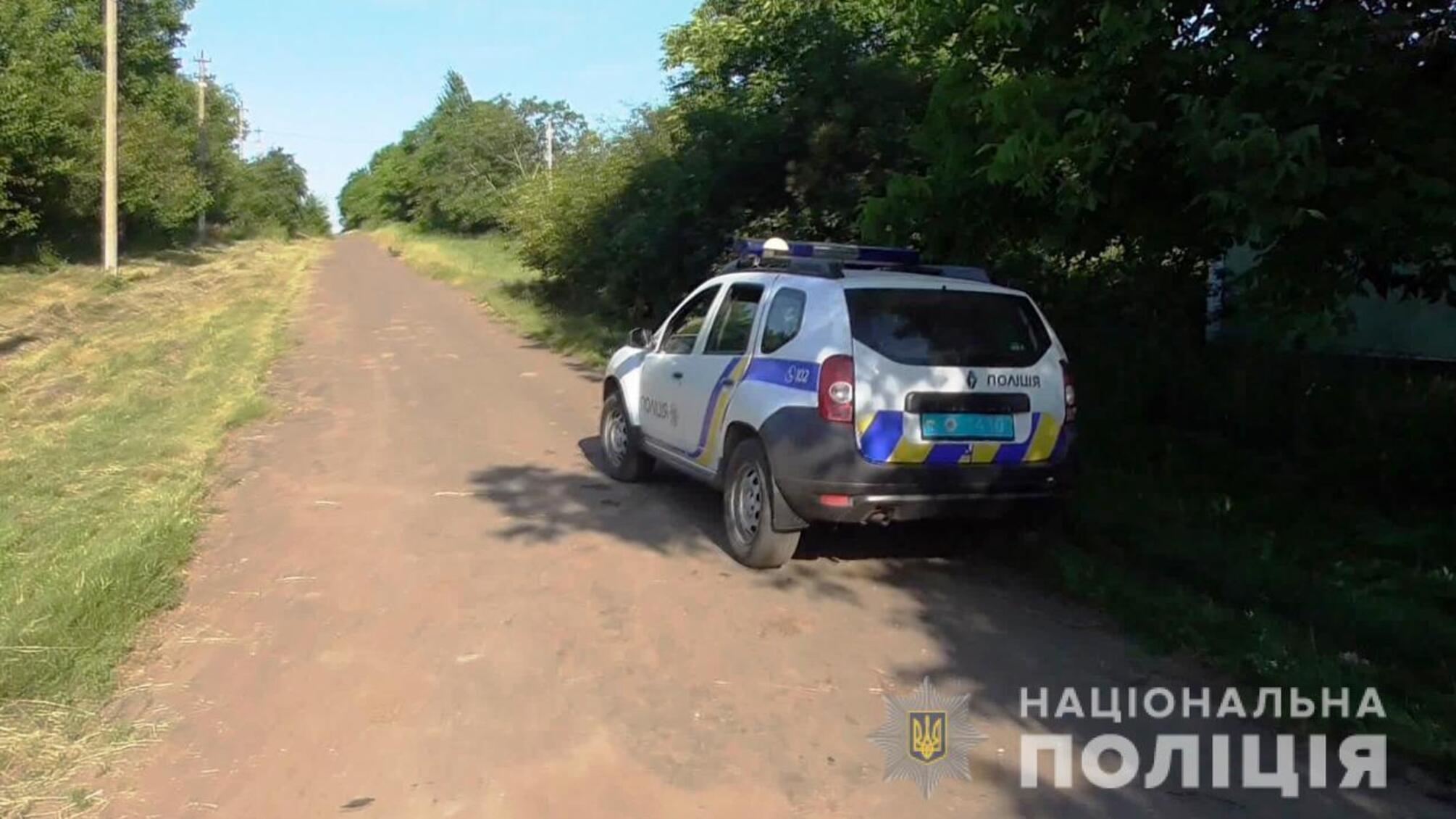 Подільські поліцейські притягують до кримінальної відповідальності жителя району, який  поранив односельця з мисливської рушниці