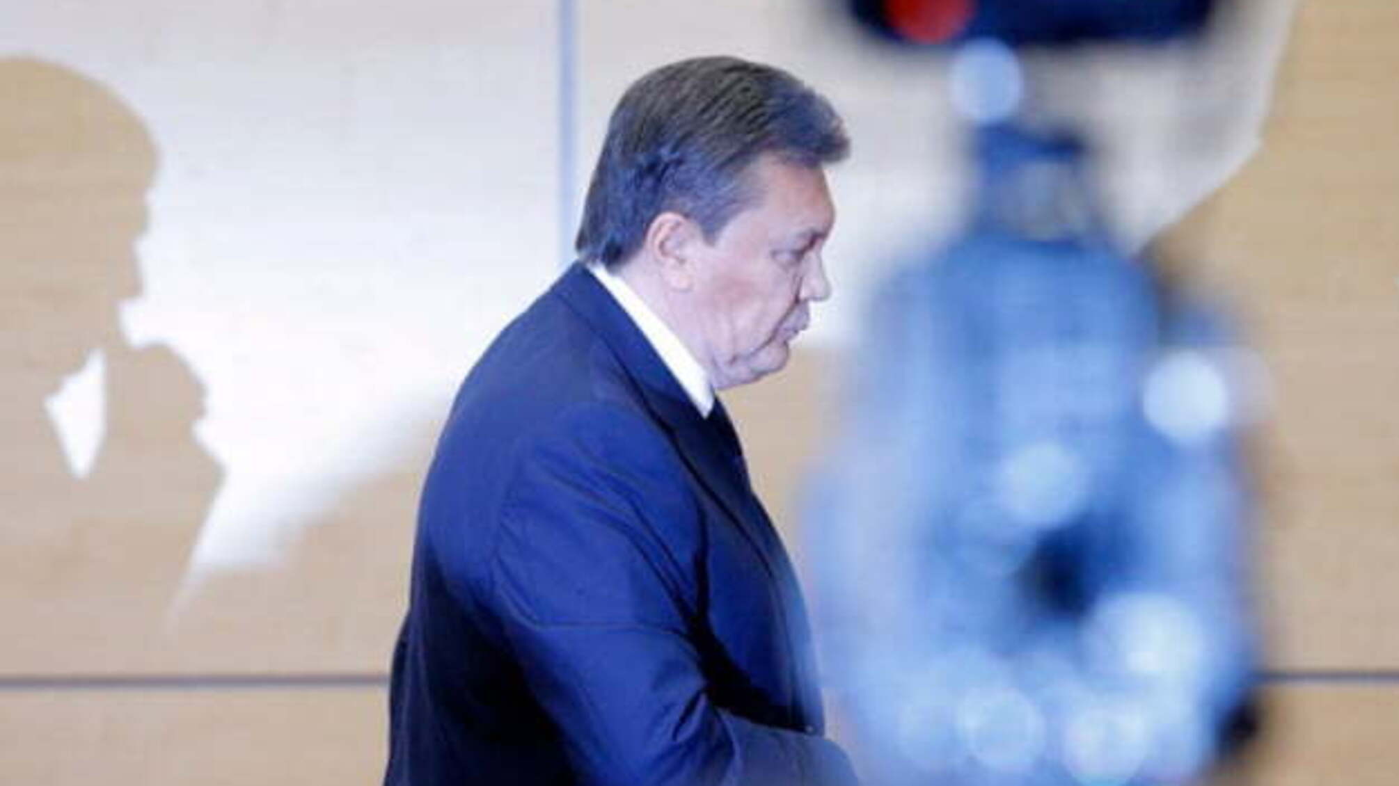 Розстріл Майдану: суд про заочне слідство для Януковича вивчав письмові докази