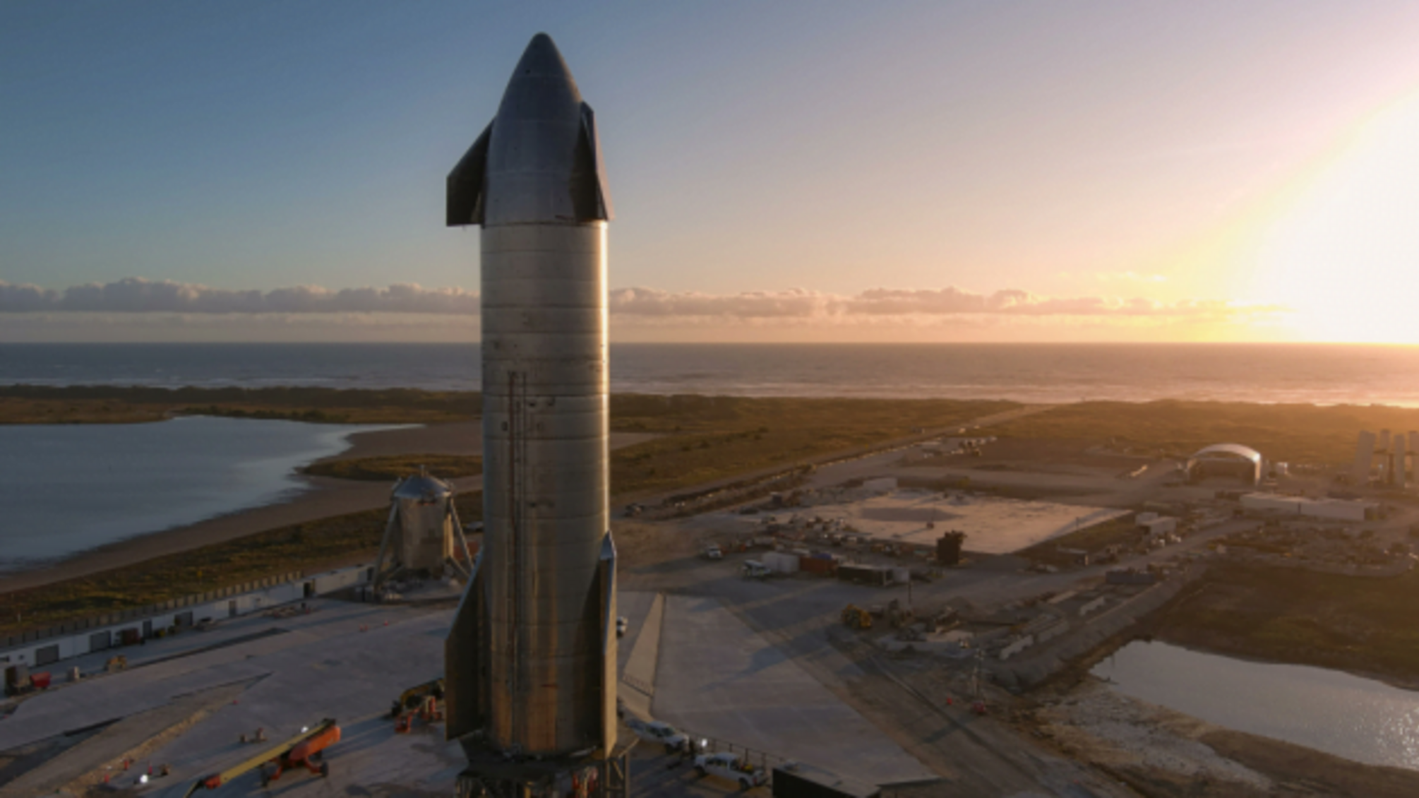 SpaceX планує на липень перший орбітальний політ Starship