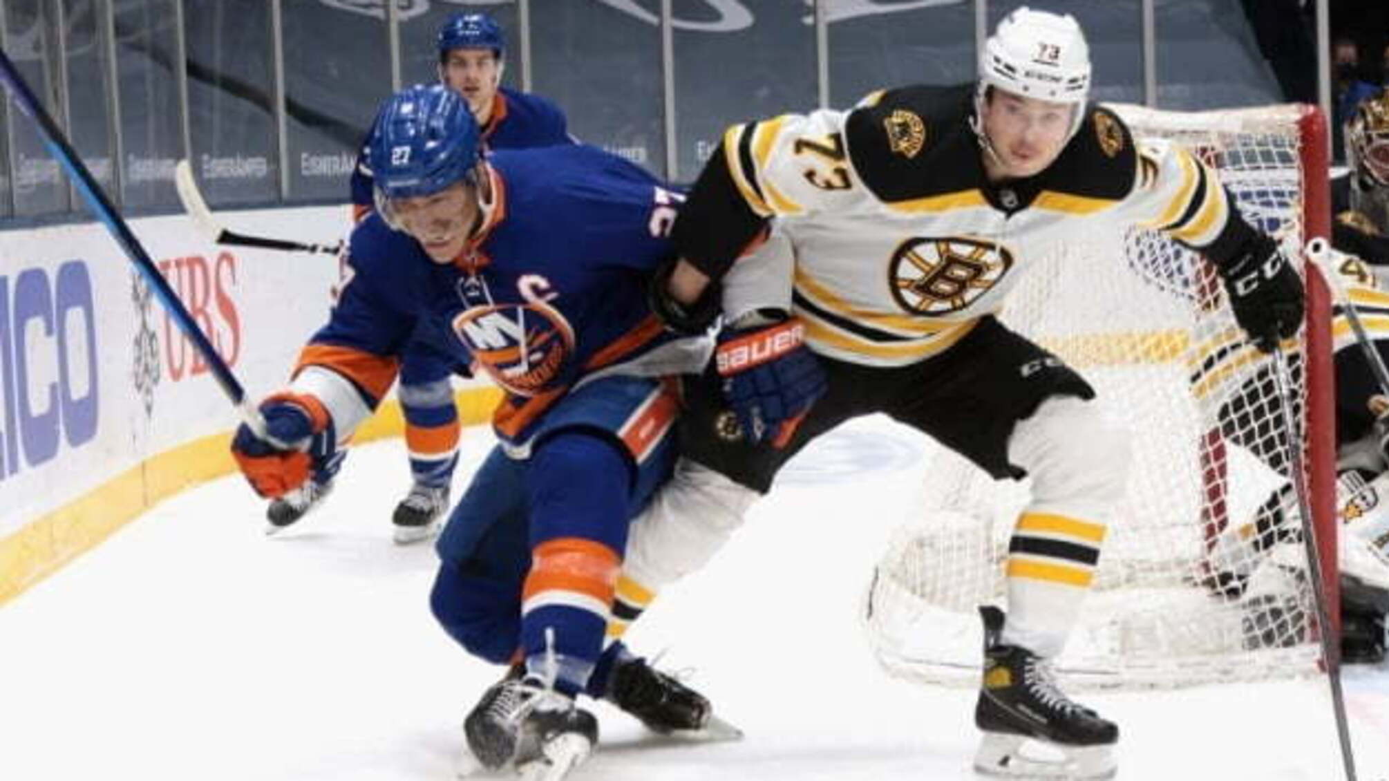 НХЛ: «Айлендерс» зрівняв рахунок у серії з «Бостоном» в плей-офф Кубка Стенлі