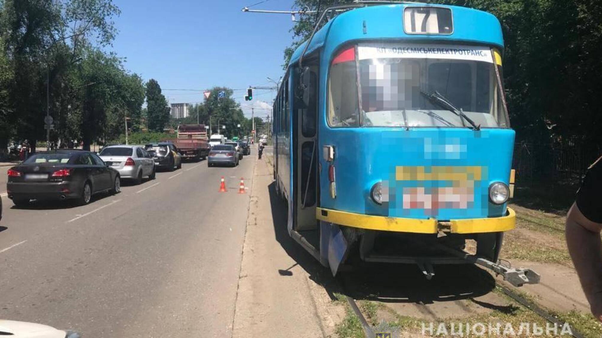 Одеські поліцейські встановлюють обставини ДТП на Фонтанській дорозі