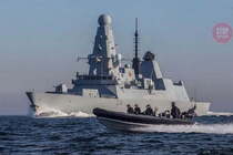 ''Предупредительных выстрелов не было'', – Минобороны Британии об инциденте в Черном море