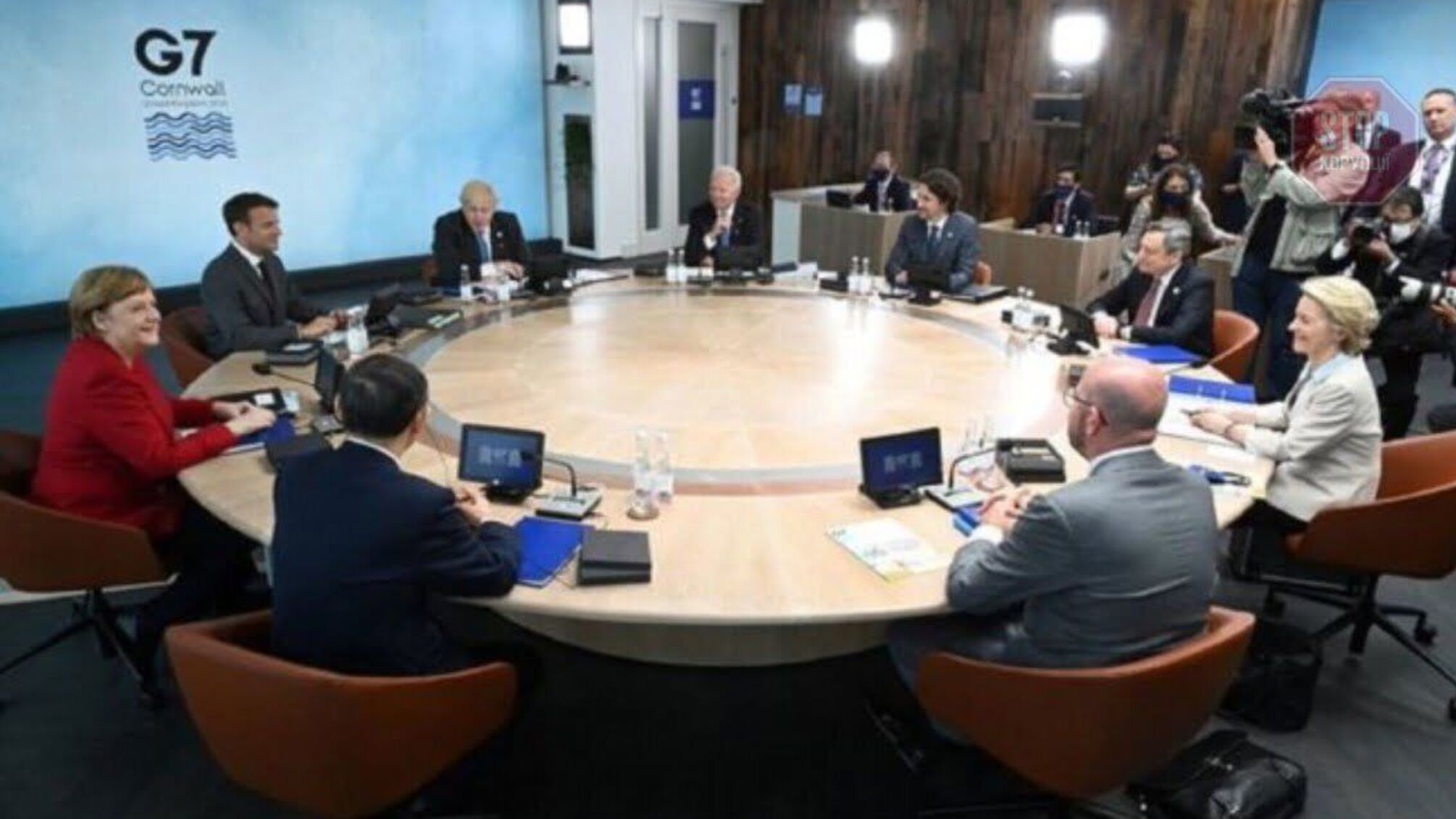 Лидеры Большой семерки призвали Москву прекратить дестабилизирующее поведение