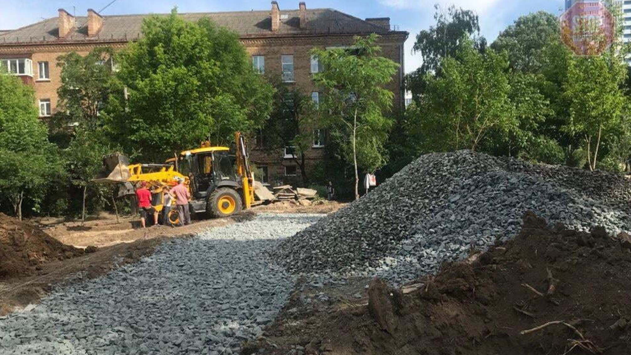 У Києві скверу на Солом’янці надали ім’я героя-розвідника ЗСУ Шаповала