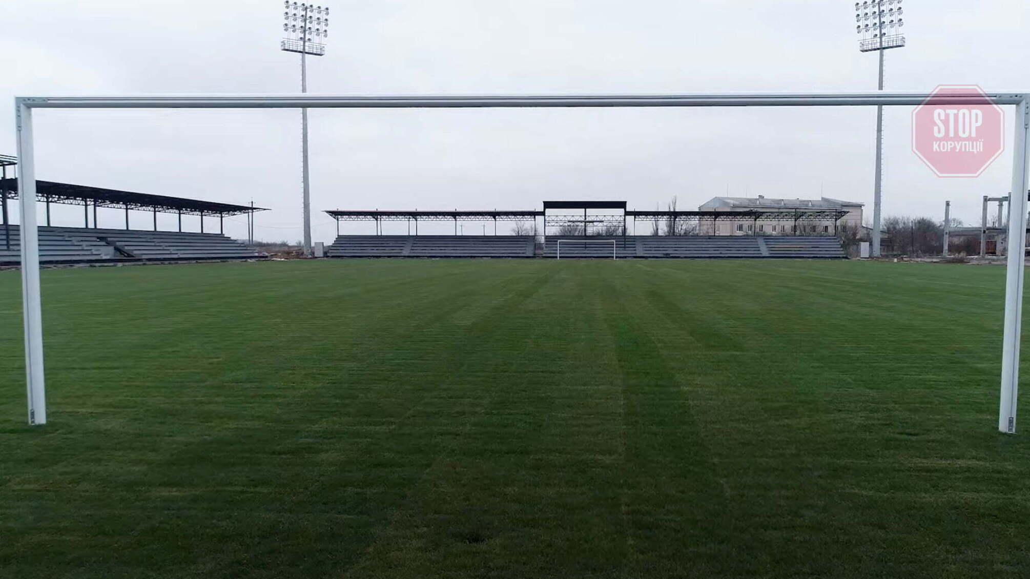 Новый футбольный стадион на Кировоградщине может не получить лицензию УЕФА из-за ужасных дорог