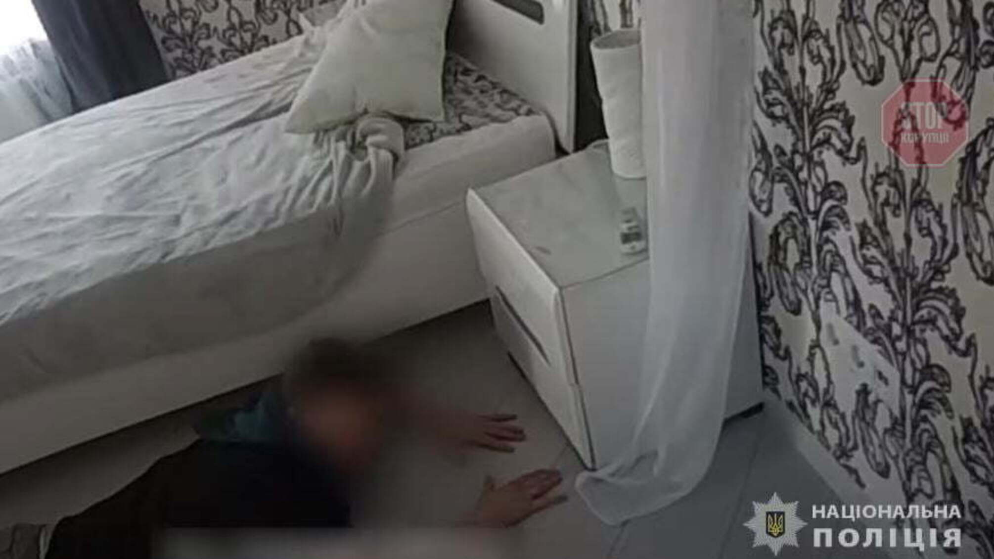 В Киеве четверо молодых людей похитили таксиста за «изнасилование» (видео)