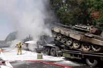 В Польше в результате ДТП сгорели танки