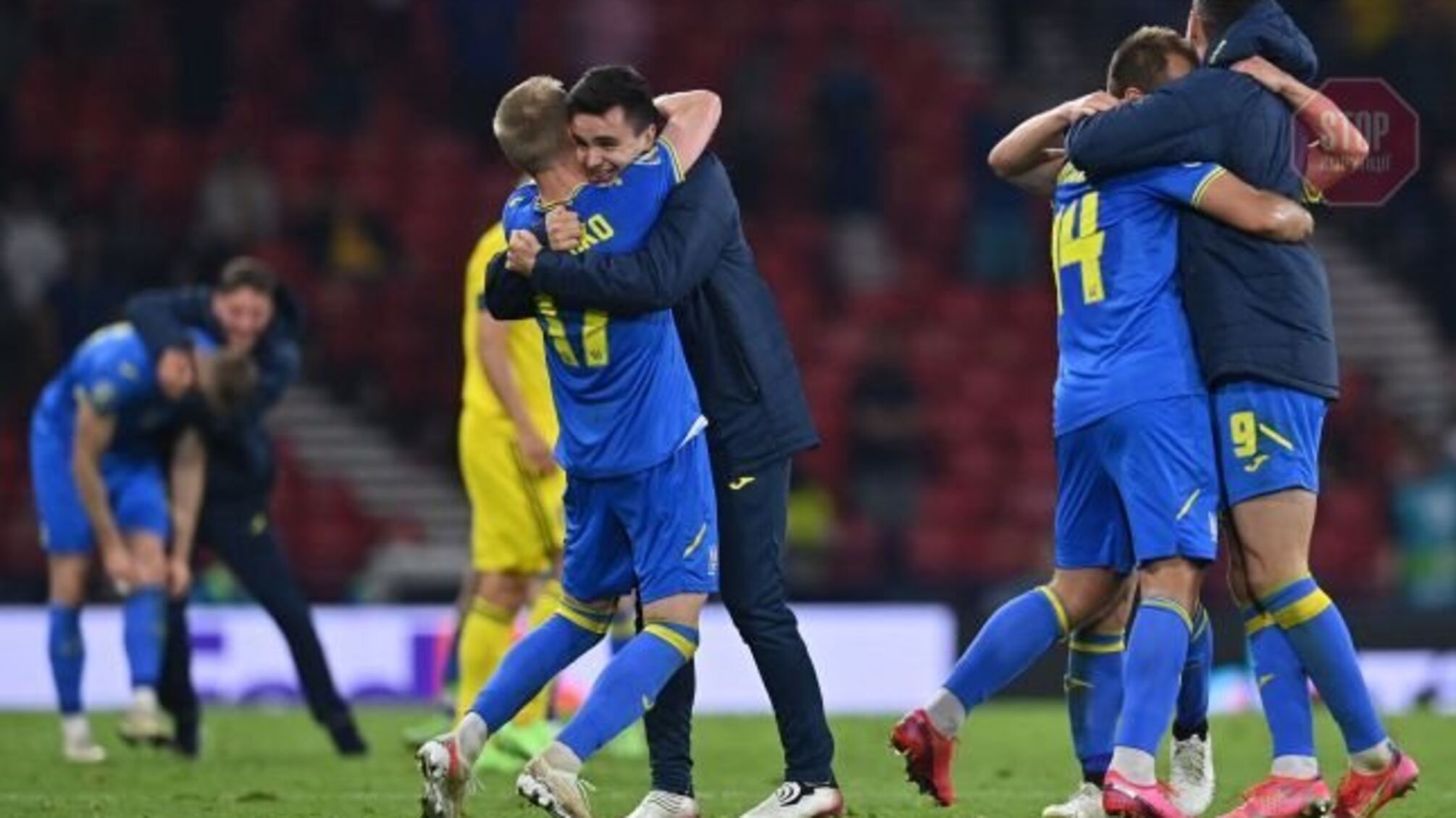 Українські вболівальники не зможуть прилетіти на матч проти Англії: в УЄФА назвали причину&nbsp;