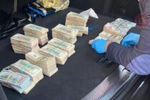 Корупція на Волинській митниці: в одного з начальників митного поста вилучили понад $700 тисяч