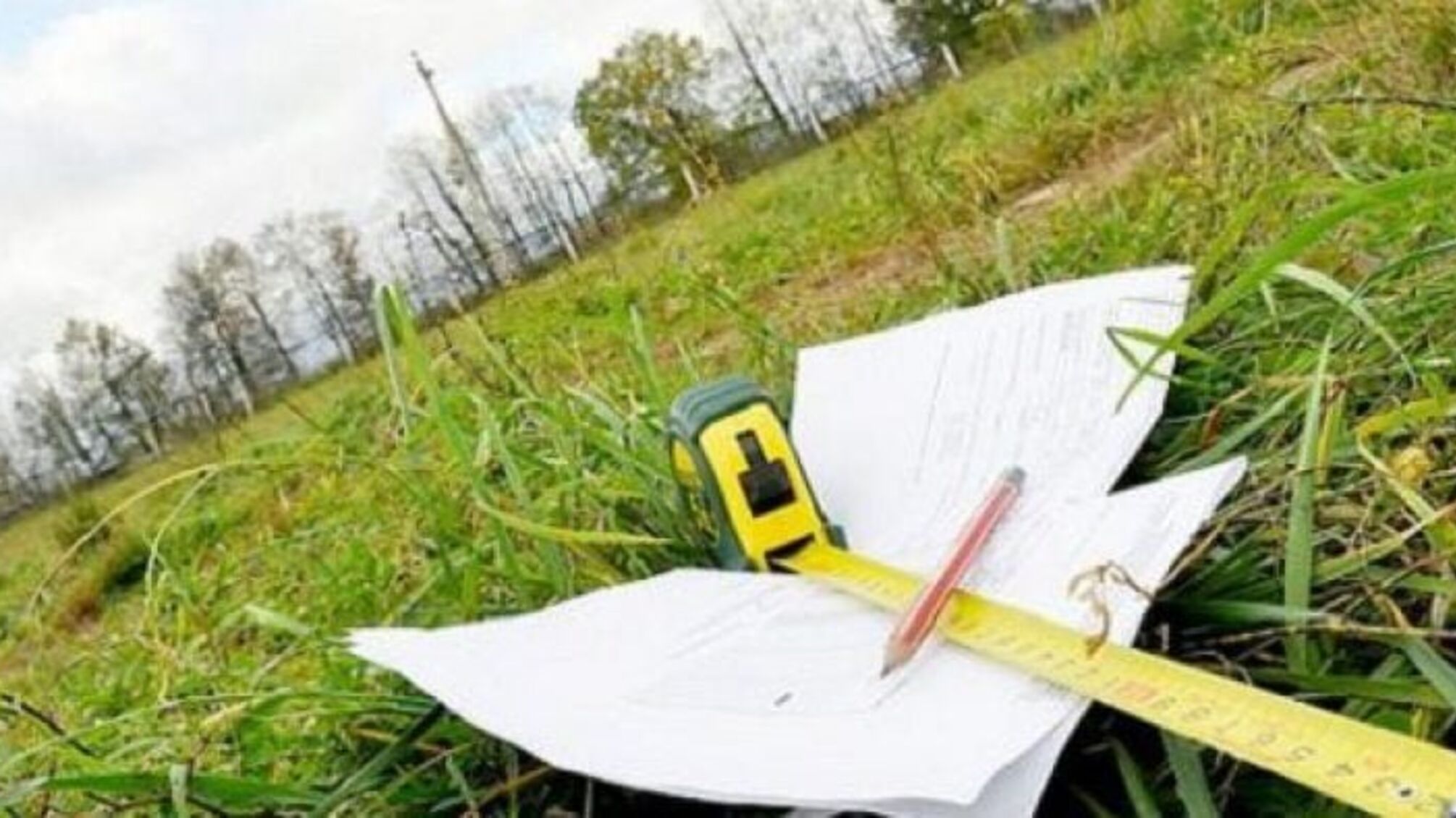 КСУ відклав розгляд справи щодо ринку землі