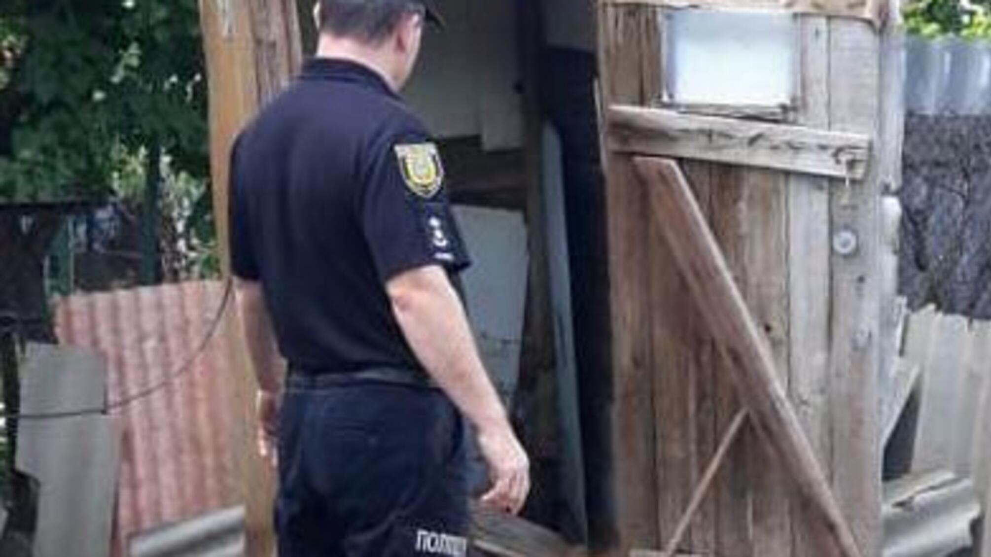 Поліцейські розслідують обставини загибелі неповнолітньої жительки Арциза