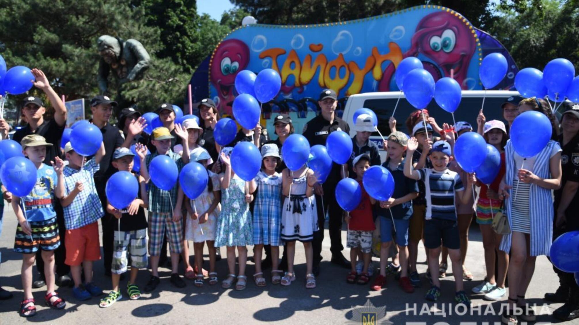 Вітаємо з професійним святом поліцейських, які стоять на варті прав та інтересів дітей