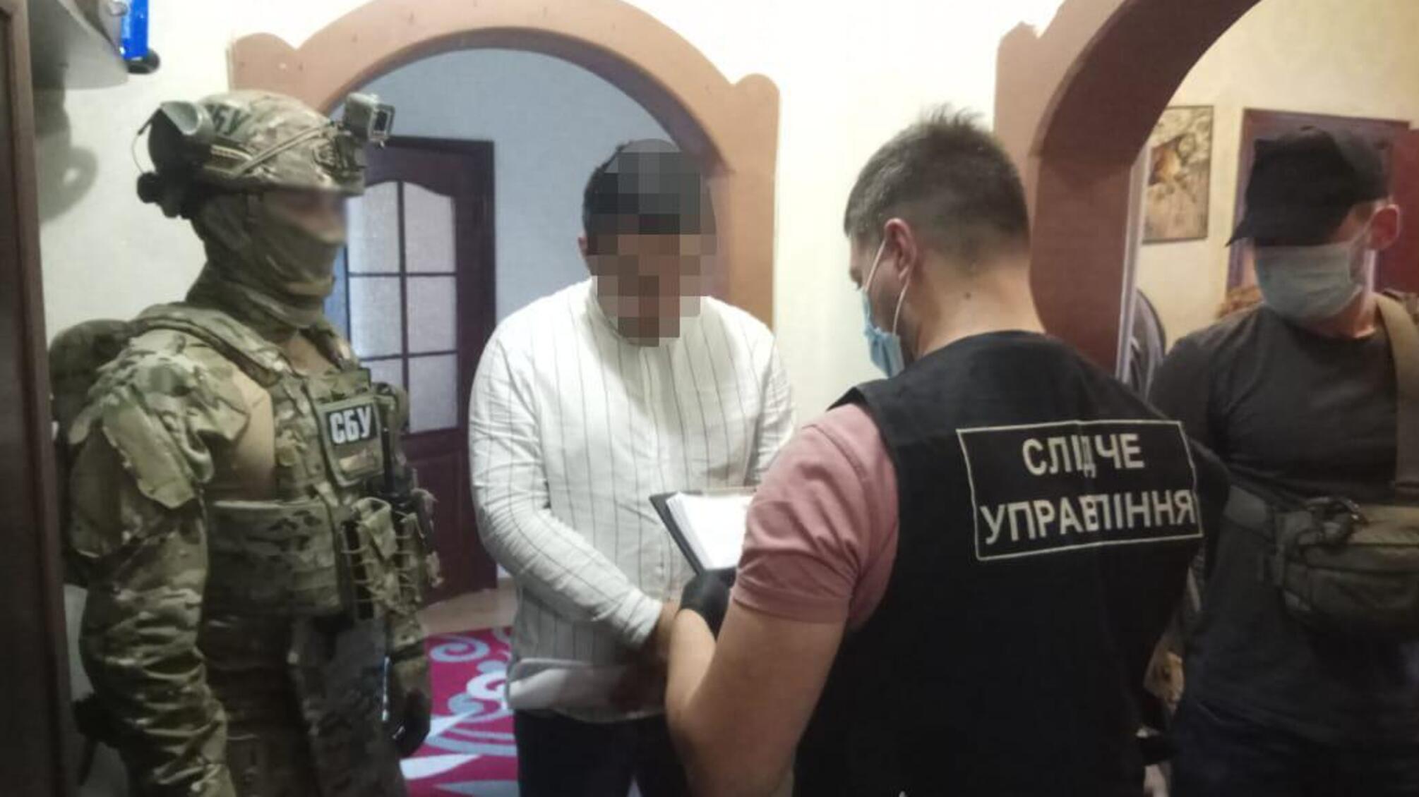 Одеські правоохоронці викрили двох жителів столиці у збуті фальшивої валюти